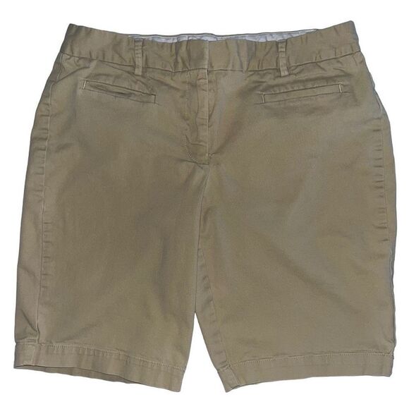 Lands’ End tan Bermuda shorts 6 - Picture 1 of 4